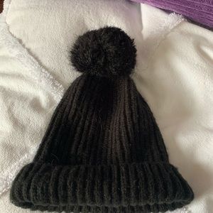 Black PomPom